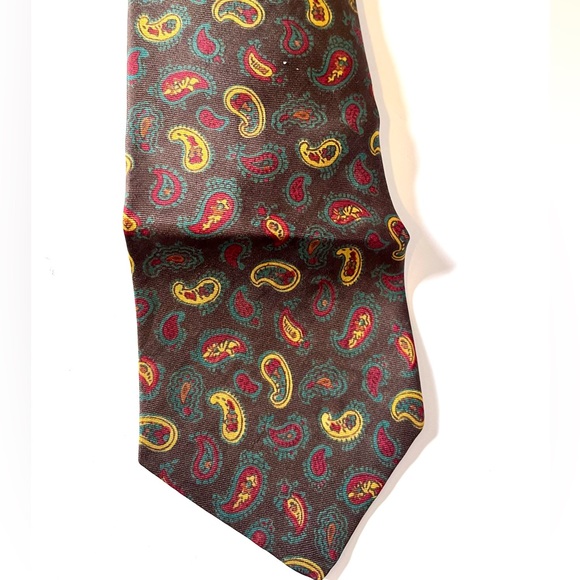 Brittany Ltd. Chicago Vintage Brown Paisley 100% Silk Necktie - Picture 4 of 5